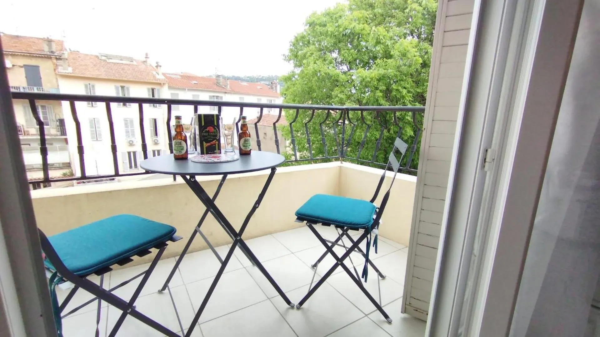 Apartment Cannes 20' A Pieds Palais Wifi